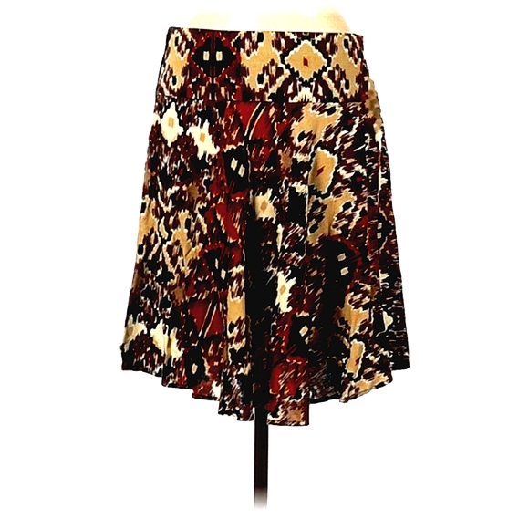 🤩 Vintage H&M Print  Skirt- Knee Length. Perfect For Fall With Boots! - Picture 4 of 9
